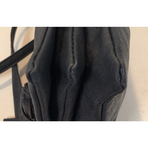 Roxy Vegan Leather Small Black Crossbody Purse Handbag With Fringe - Picture 5 of 9